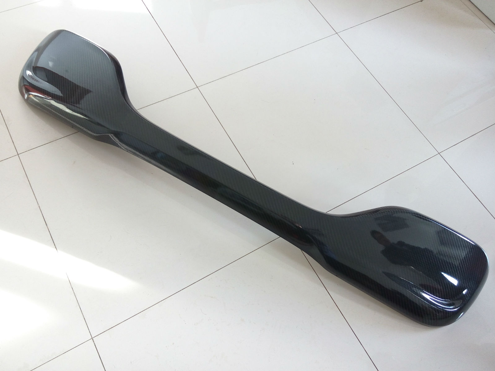 碳纖維汽車保險桿 碳纖維汽車保險桿