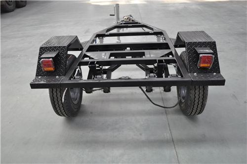 拖掛車(chē)底盤(pán)尾部