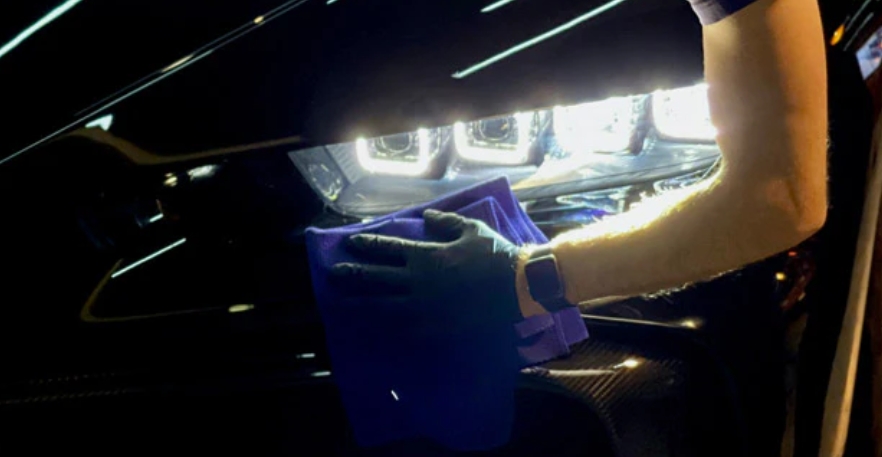 延長(zhǎng)碳纖維汽車(chē)零部件使用壽命的